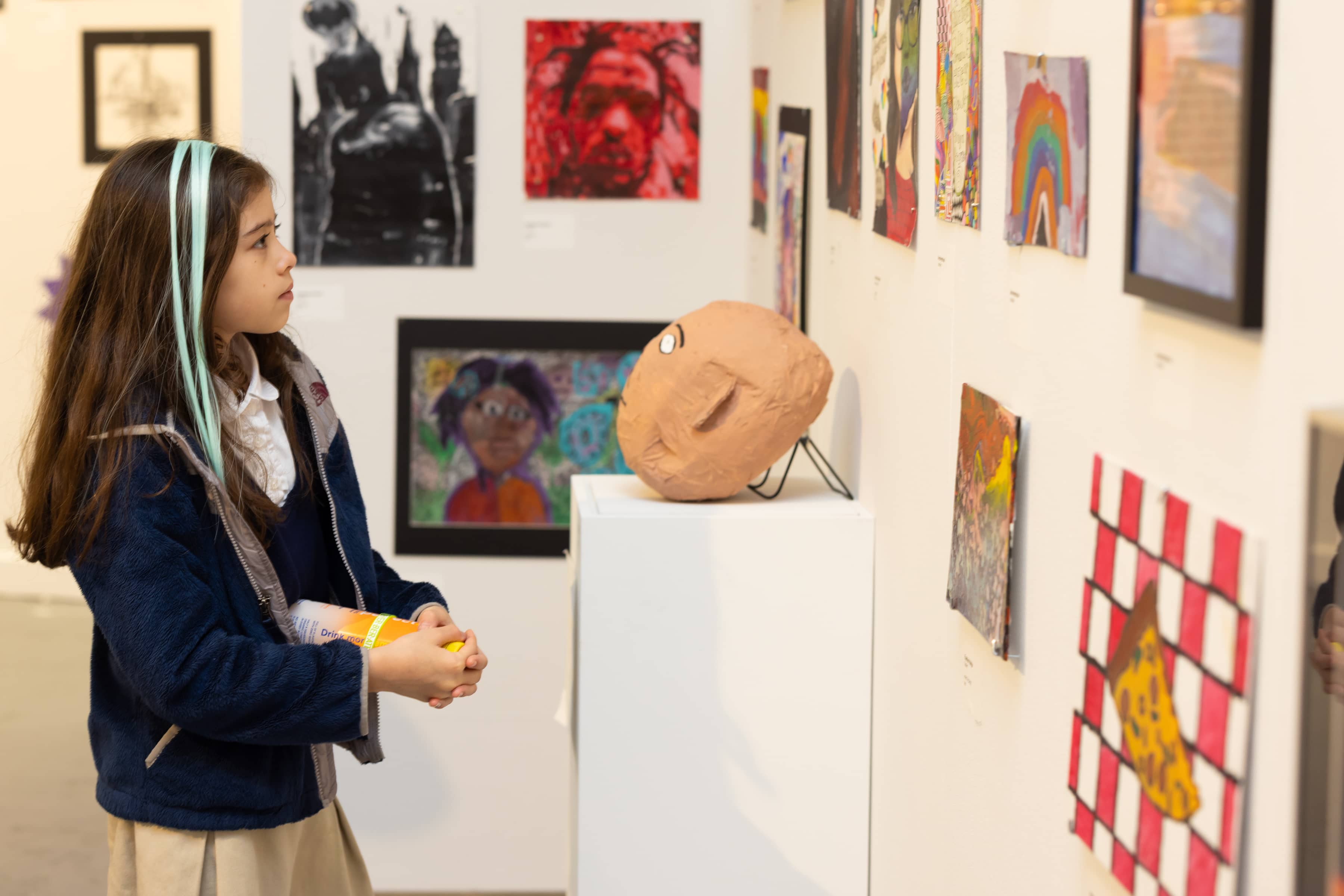 young student viewing gallery 